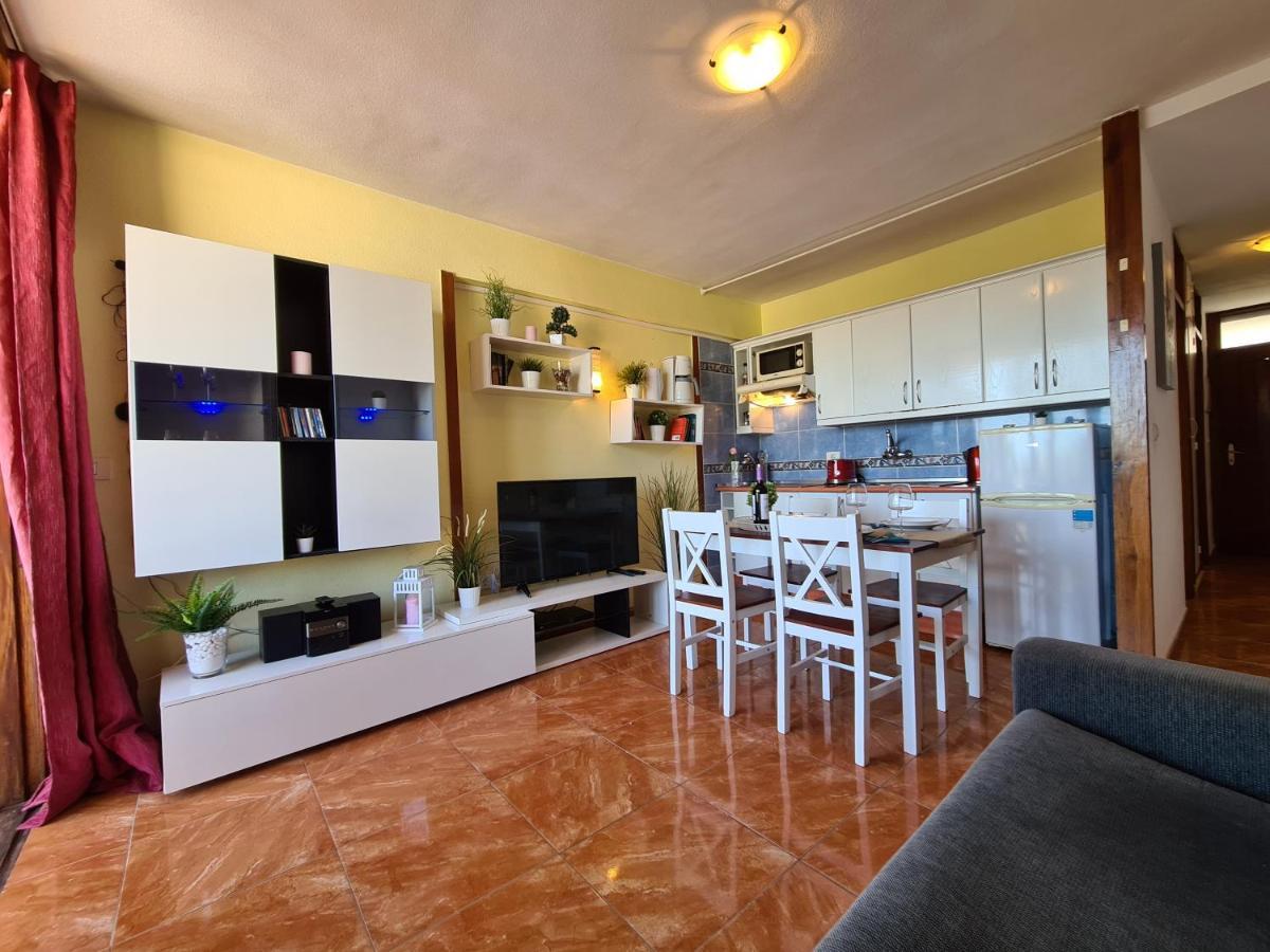 Ferienwohnung Vida Loca Only 190 Meters To The Sea, Balcony, Sea View, Pool, Wifi Playa Feñabe Exterior foto